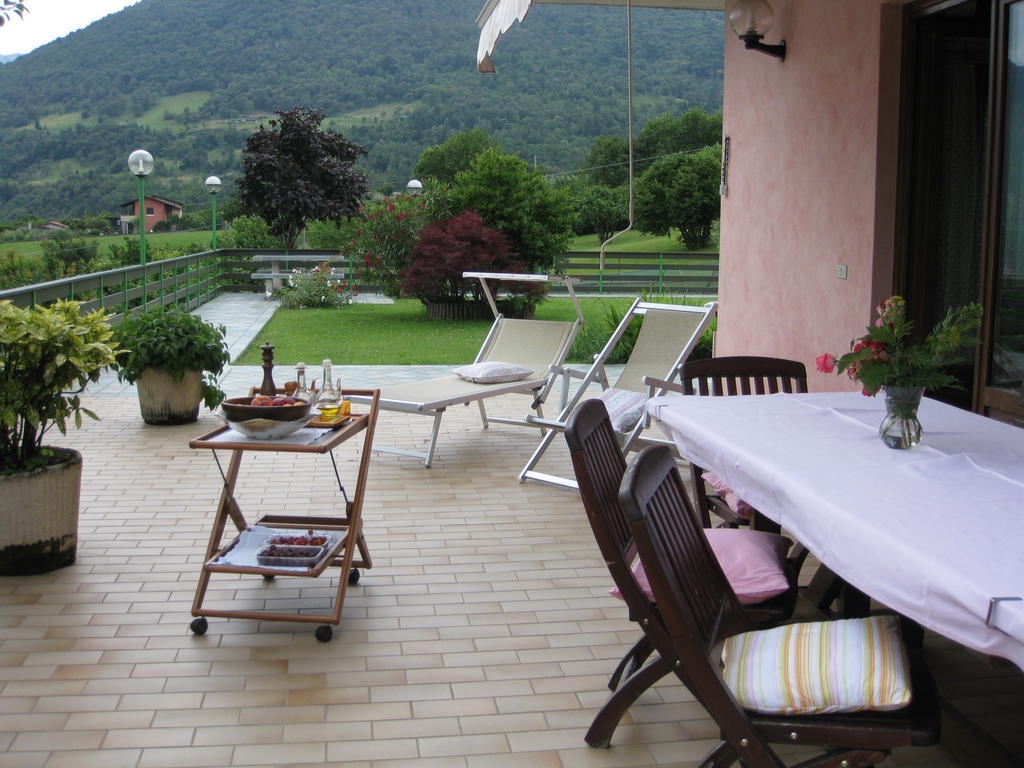 B&B Garden Solto Collina Exterior foto